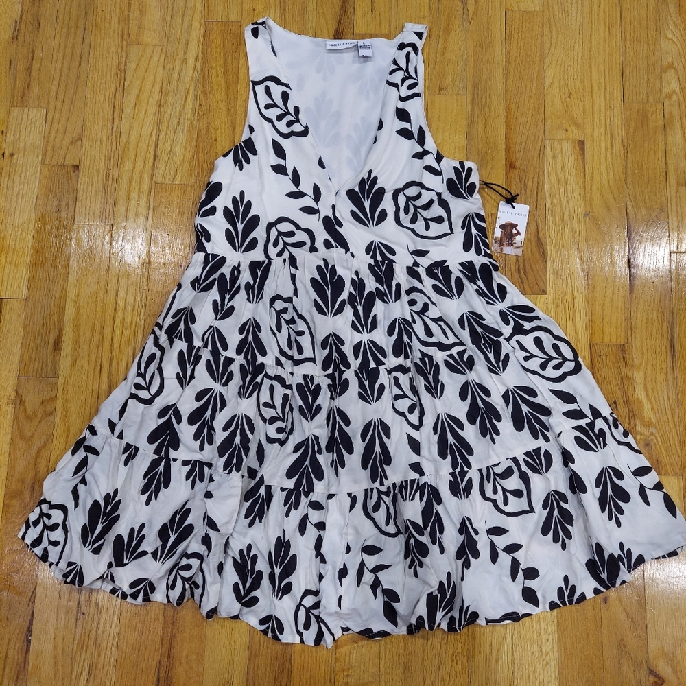 NWT Sincerely Jules Monochrome Leaf Print Midi Dress (Size: L)